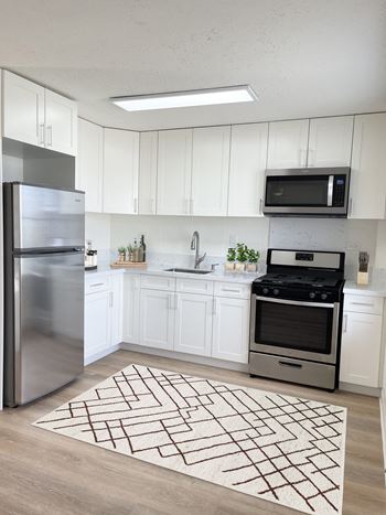 2848 On Date kitchen area